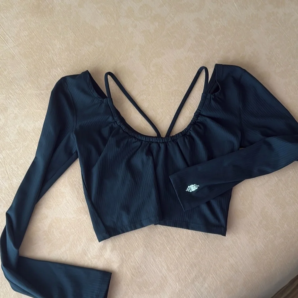 Free People Movement Hot Tip Layer Long Sleeve Crop